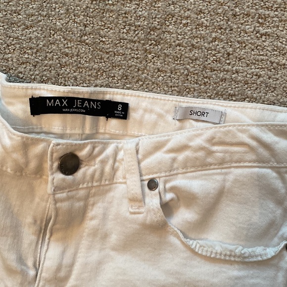 Max Jeans Size 8 Shorts - Picture 2 of 3